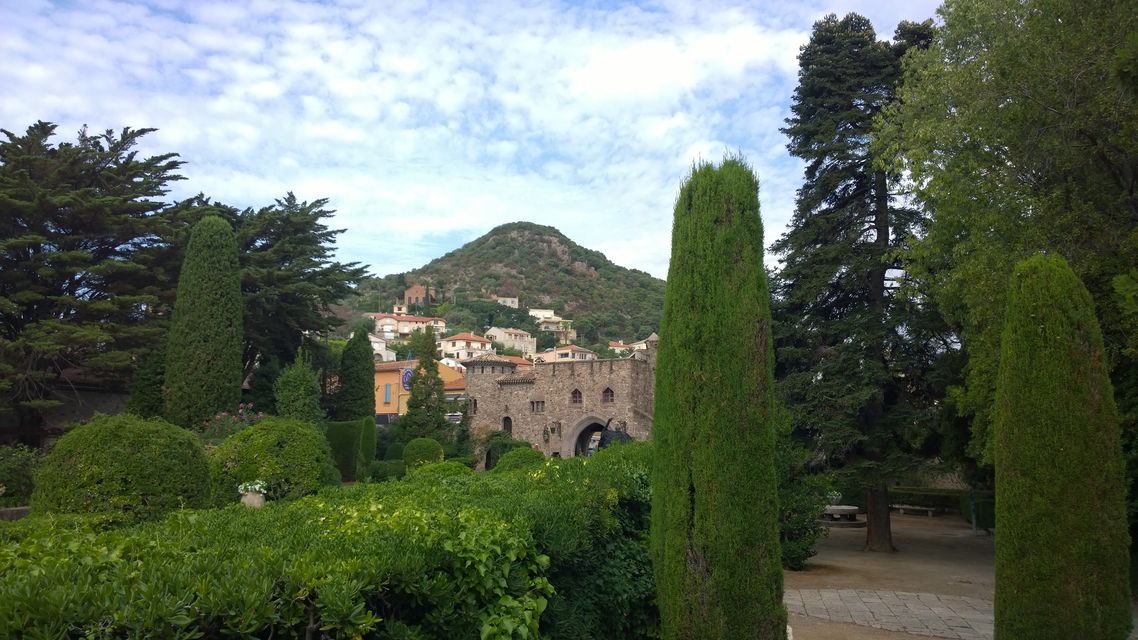 Mont de San Peyre - "Le Chateu de la Napoule"